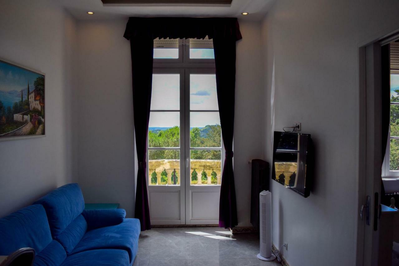 Bed and Breakfast Chateau Nevers Varennes-Vauzelles Exterior foto